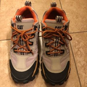 Like new Caterpillar intruder shoes